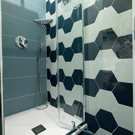 Vittorio Emanuele 4*